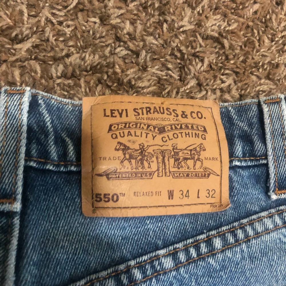 Levi’s - Picture 3 of 5